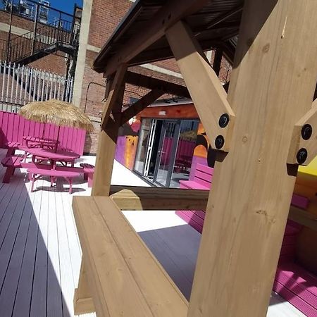 Penthouse Apartment, Sleeps 21 With Terrace 리버풀 외부 사진