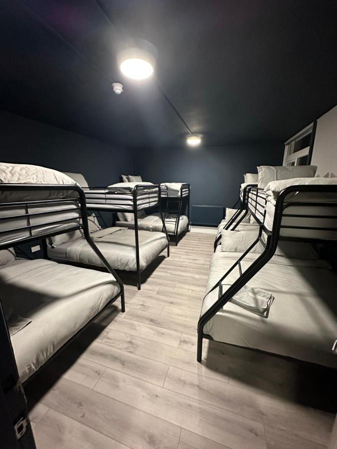 Penthouse Apartment, Sleeps 21 With Terrace 리버풀 외부 사진